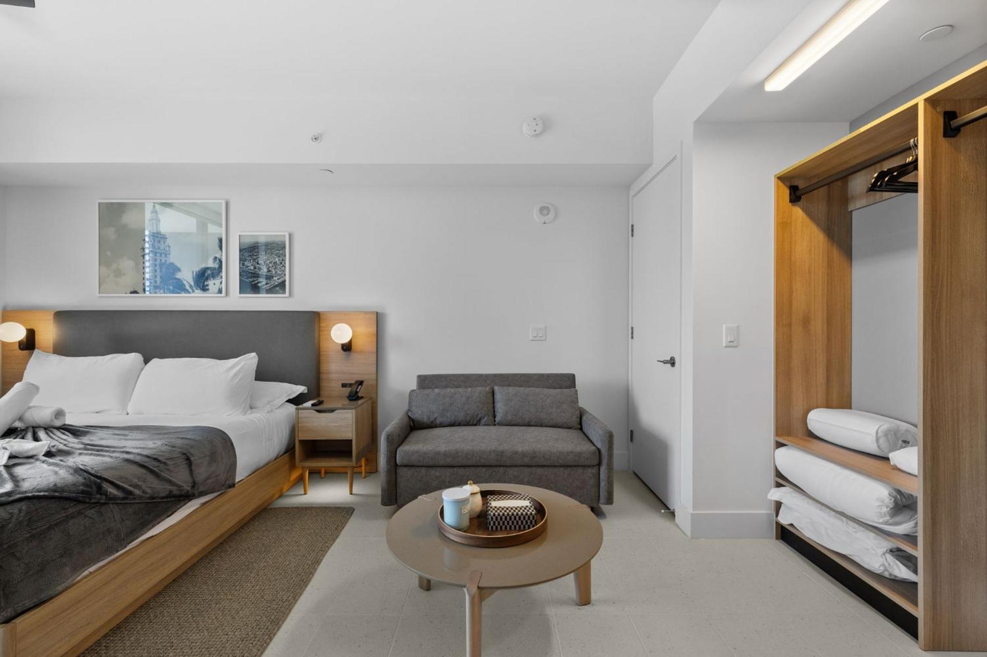 Exclusive W Free Parking & Facilities In-room Apartment Miami