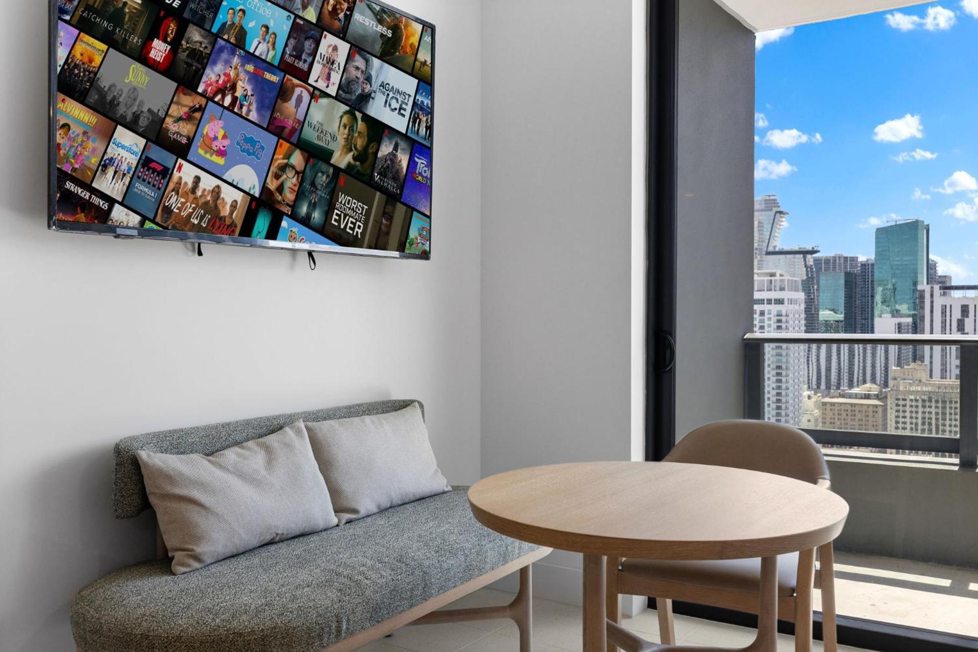 Apartment Exclusive W Free Parking & Facilities In-room *