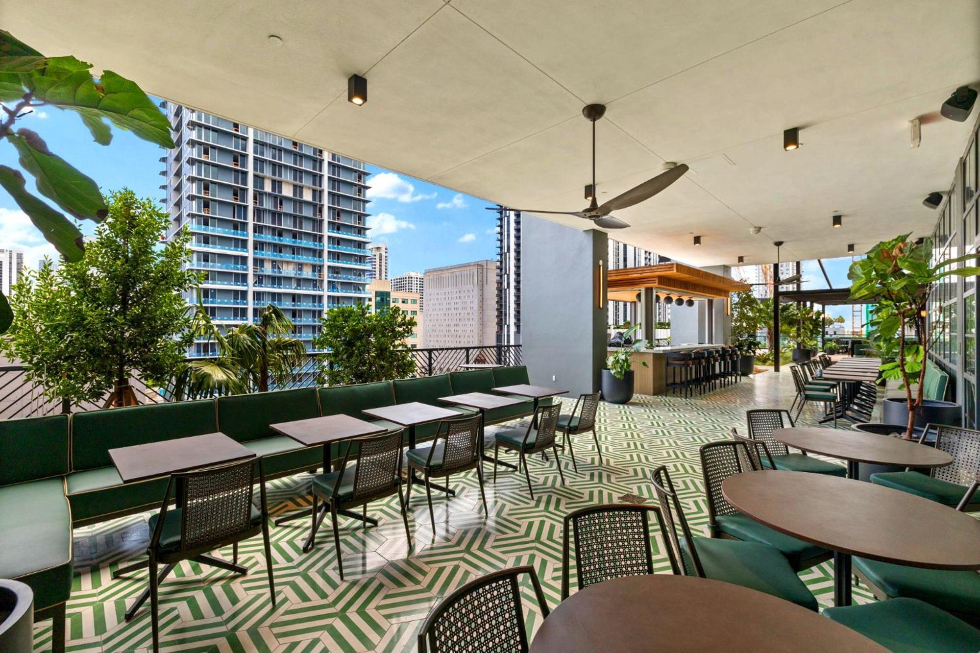 Apartment Exclusive W Free Parking & Facilities In-room Miami